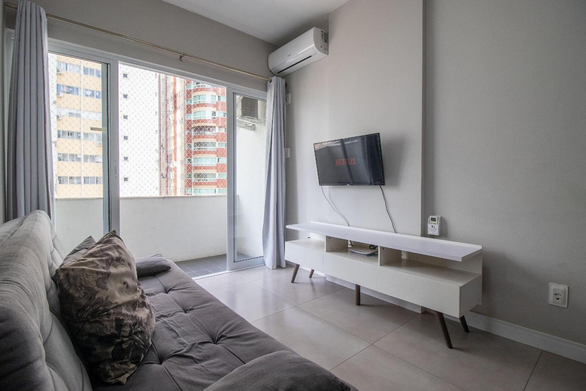 Pos43 - 1dorm, Climatizado, Frente Av. Brasil Apartamento Balneario Camboriu